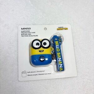 Universal Minions Yellow and Blue Earphone Case with key chain